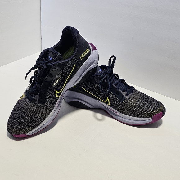 Stylish Women's Running Shoes - Black and Purple - Picture 9 of 9